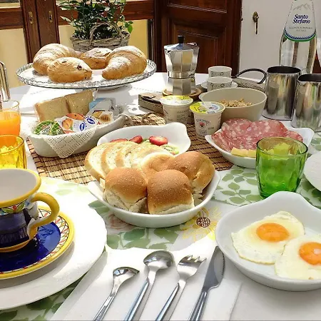 ベッド・アンド・ブレックファスト Elisa メタ