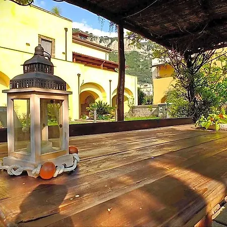 B&B Villa Elisa Bed & Breakfast Meta